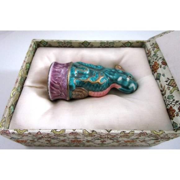VTG Asian Porcelain QiLin Animal Unicorn Figurine with Box - Blessings & Luck - Picture 16 of 16